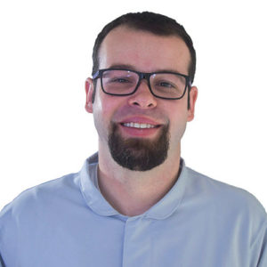 Dr. Thiago Faria Neves Dr. Thiago Faria Neves