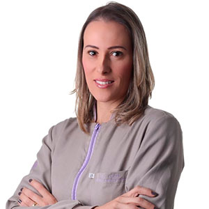 Dra. Letícia T. Pereira Dra. Letícia T. Pereira